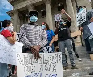 Eficiencia de los apodos como herramienta retórica
